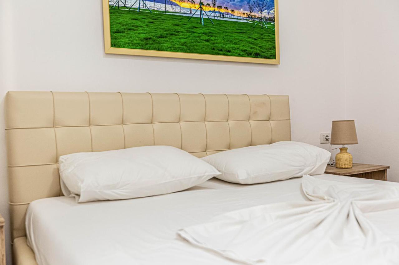 Jordan's Hotel Vlore