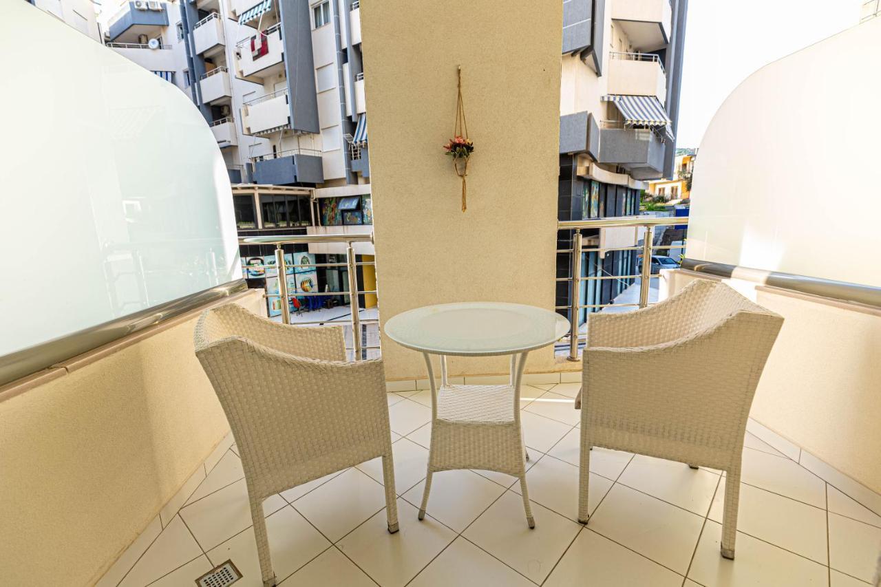 Jordan's 3* Vlore
